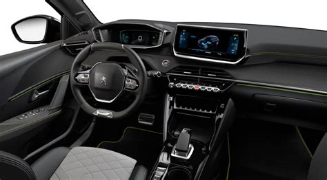 Peugeot 208 con dettagli interni