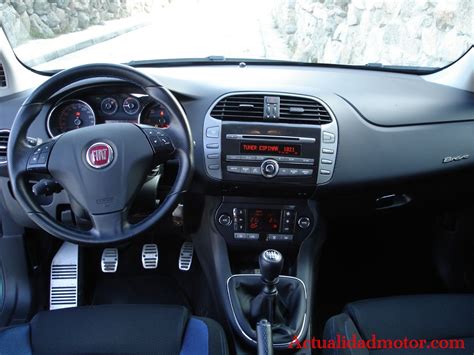 Interni Fiat Bravo allestimento Sport
