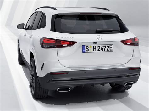 Tabelle prezzi e allestimenti Mercedes-Benz GLA