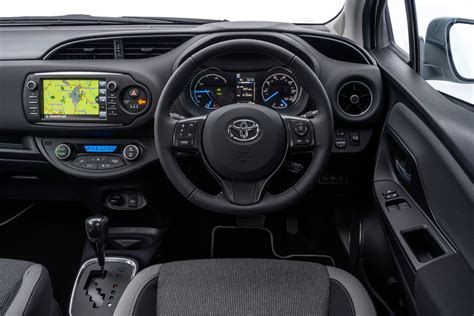 Toyota Yaris interior dashboard