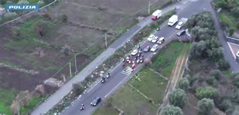video di corse clandestine a Milano