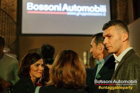 Concessionaria Bossoni Automobili Cremona esterno