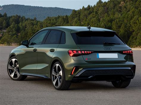 Dettaglio frontale Nuova Audi A3 Sportback