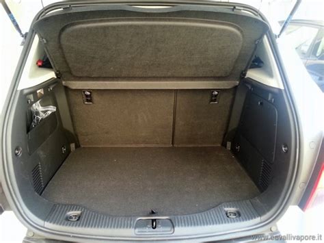 Interni Chevrolet Trax con bagagliaio