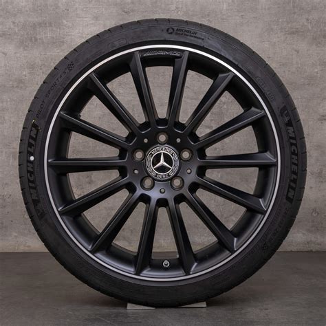 Varietà di cerchi originali Mercedes-Benz CLA in diversi design
