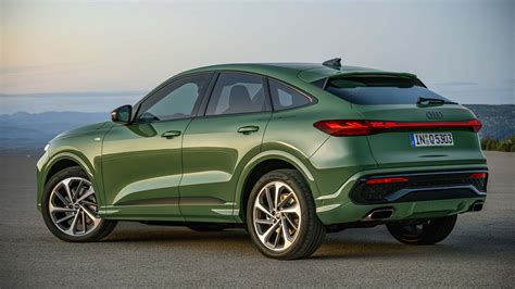 Audi Q5 Sportback vista di tre quarti posteriore