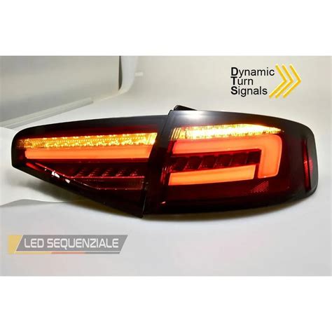 Dettaglio fanali posteriori OLED Audi Q5 Sportback con animazione