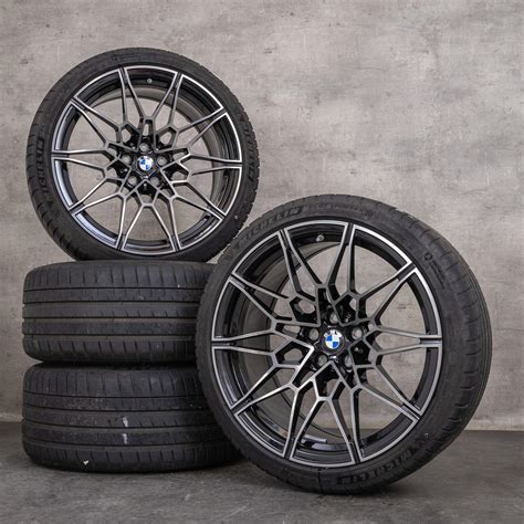 Varianti di cerchi in lega per BMW M4 Competition