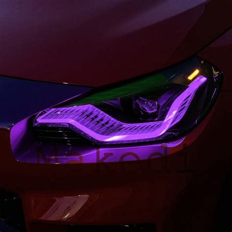 Dettaglio fari anteriori BMW Serie 2 Coupé