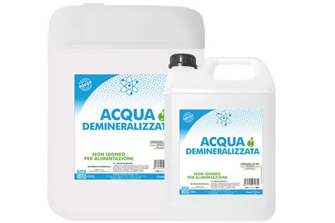 confronto tra acqua demineralizzata e detersivi generici per uso domestico