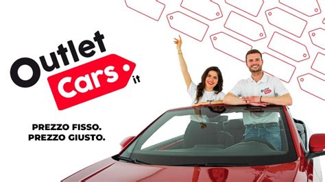Logo di Outletcars con sfondo di auto usate