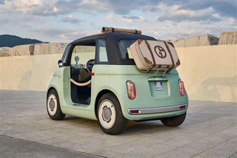 Fiat Topolino in ambiente urbano