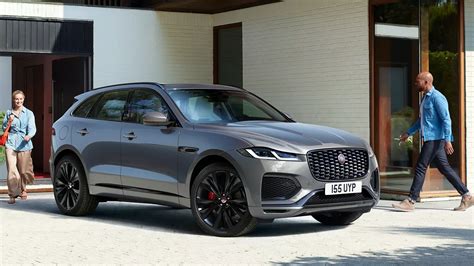 Jaguar F-Pace vista dall'esterno