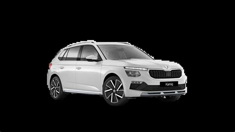 Auto Škoda Kamiq in ambiente futuristico con luci blu e slogan 