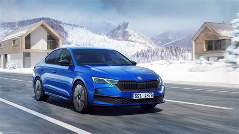 Škoda Octavia su strada panoramica in Svizzera