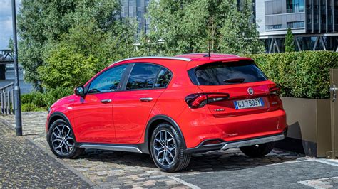 Fiat Tipo Hybrid in città
