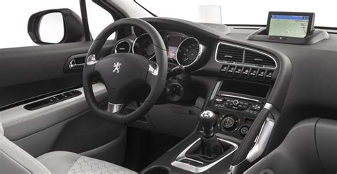 Interni Peugeot 3008 prima serie
