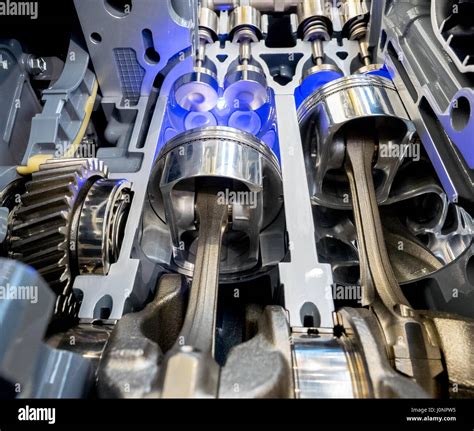 Dettaglio del motore 5 cilindri in linea dell'Audi Quattro