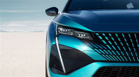 Dettaglio firma luminosa Peugeot 208