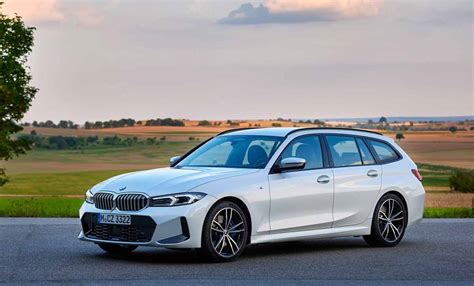 BMW Serie 3 Touring G21 frontale