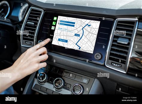 Mappa di navigazione sul display del veicolo Renault
