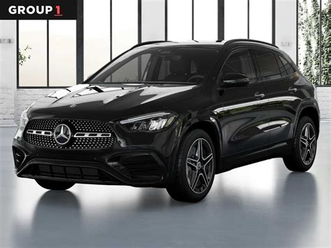 Mercedes-Benz GLA in città
