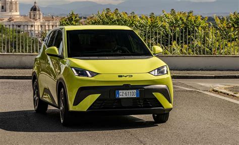 Infografica: Modelli BYD e loro caratteristiche principali