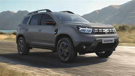 Dacia Duster Journey 2023 in offerta