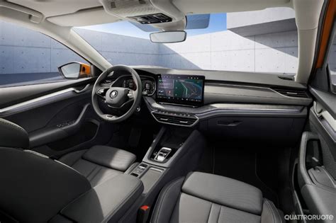 Skoda Octavia Wagon 2024 interni
