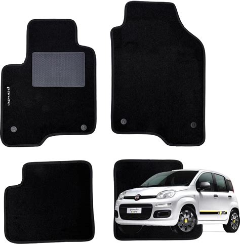 Interni Fiat Panda con tappetini in moquette e portacenere