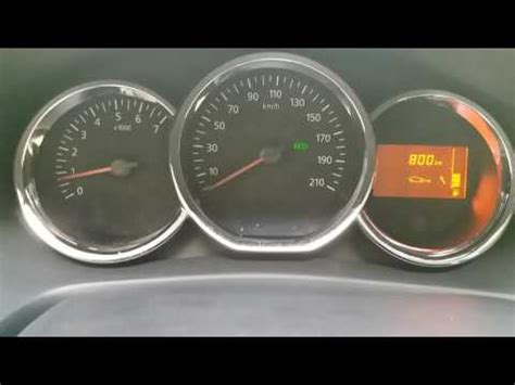 Quadro strumenti Dacia Sandero con orologio digitale