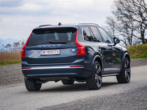 Volvo XC90 T8 AWD ibrido plug-in