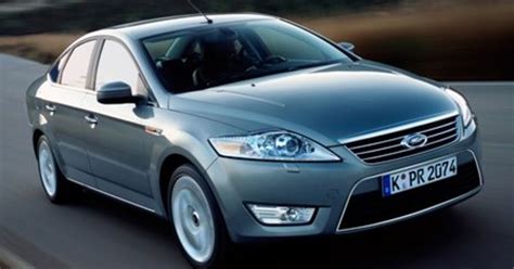 Cruscotto e interni della Ford Mondeo Ghia 2008