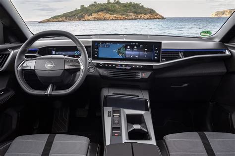 Opel Grandland Edition interni