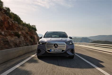 Mercedes-Benz GLC in contesto urbano