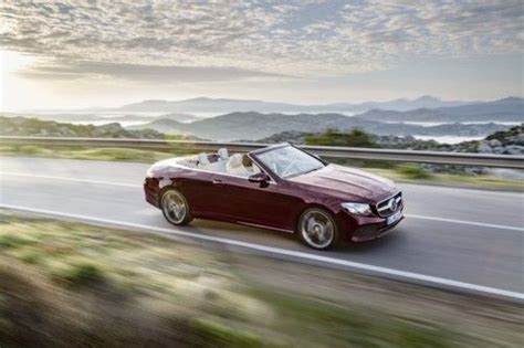 Mercedes Classe E Cabrio su strada