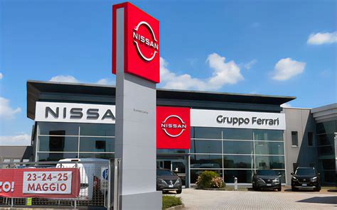 Esterno della concessionaria Nissan
