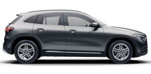 Vista laterale Mercedes-Benz GLA in movimento