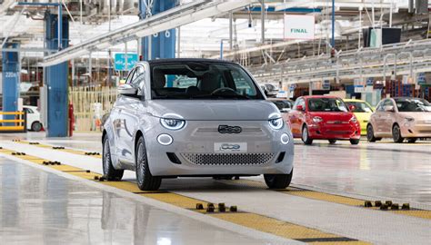 Produzione Fiat 500e a Mirafiori