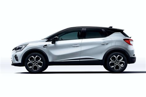 Renault Captur Plug-in Hybrid in ricarica