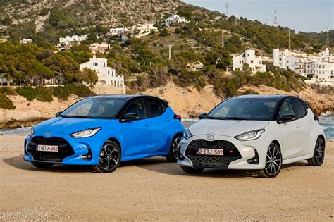 Differenze dimensionali tra Toyota Yaris e Yaris Cross