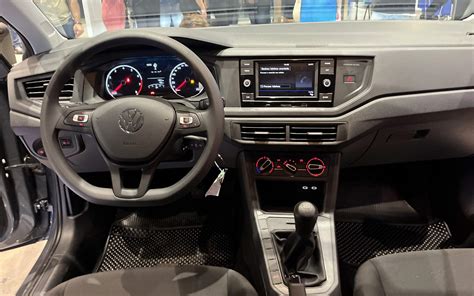 Interni Volkswagen Polo 2023