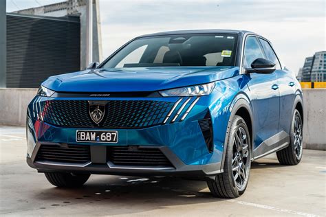 Schema del sistema ibrido della Peugeot 3008 Hybrid4