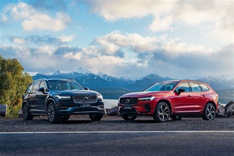 Volvo XC60 e XC90 parcheggiate