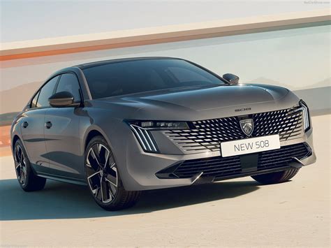 Berlina Peugeot 2023