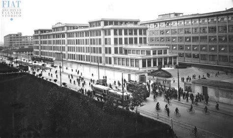 Veduta aerea storica dello stabilimento torinese del Lingotto