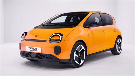 Renault Twingo E-Tech Electric R Pass program details