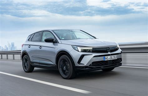 Opel Grandland 2024 frontale