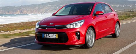 Kia Rio su strada