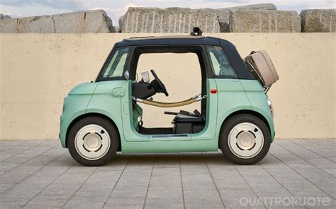 Fiat Topolino versione Dolcevita con funi al posto delle portiere